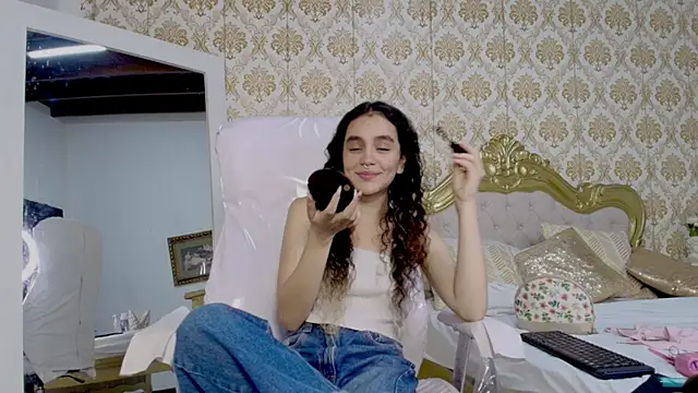 JessB  online show from 09-09-25, 06:18