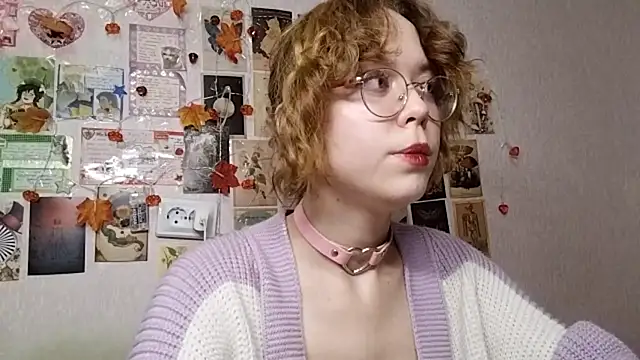 Snapshot of Ieadership chatting on 11-06-25, 02:07 Ieadership online show from 11-06-25, 02:07