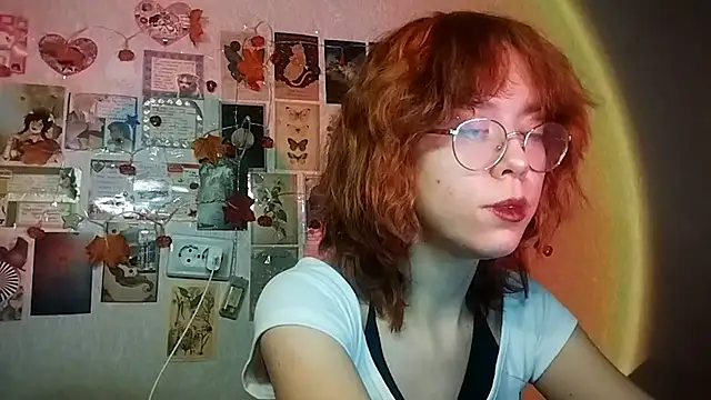 Snapshot of Ieadership chatting on 11-30-25, 02:10 Ieadership online show from 11-30-25, 02:10