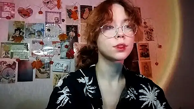 Snapshot of Ieadership chatting on 12-15-25, 03:27 Ieadership online show from 12-15-25, 03:27