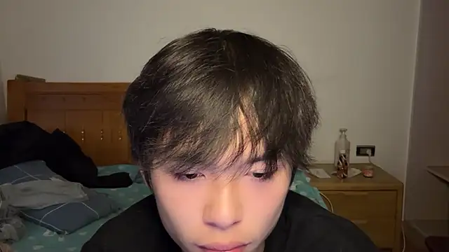 Snapshot of w5206t chatting on 10-25-25, 12:51 w5206t online show from 10-25-25, 12:51