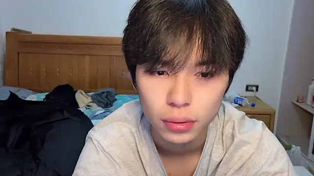 Snapshot of w5206t chatting on 11-06-25, 12:28 w5206t online show from 11-06-25, 12:28