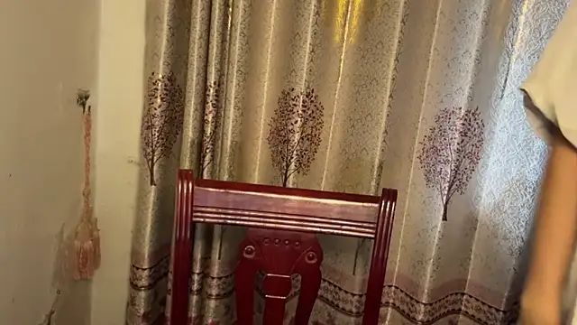 Snapshot of w5206t chatting on 11-09-25, 08:12 w5206t online show from 11-09-25, 08:12