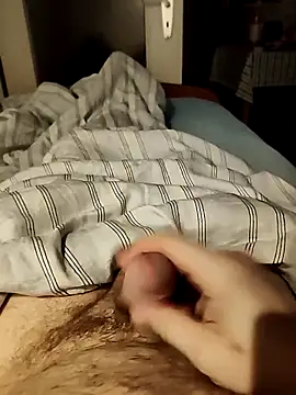 Snapshot of Brutalle88 chatting on 12-14-25, 05:18 Brutalle88 online show from 12-14-25, 05:18