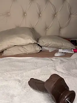 Danicute  online show from 10-24-25, 01:03