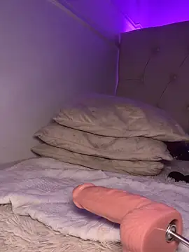 Danicute  online show from 04-04-26, 10:24