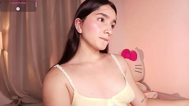 Snapshot of dulceangel__ chatting on 10-11-25, 02:22 dulceangel online show from 10-11-25, 02:22