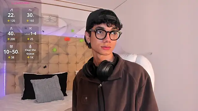 Phillicious   online show from 10-15-25, 12:00