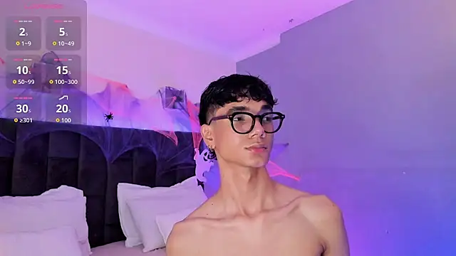 Phillicious   online show from 10-22-25, 09:36