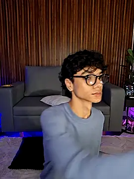 Snapshot of Phillicious__ chatting on 02-20-26, 06:48 Phillicious online show from 02-20-26, 06:48