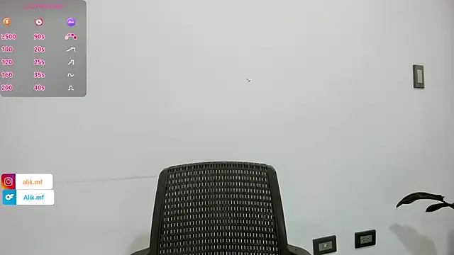 aliciakozlov online show from 10-24-25, 05:53