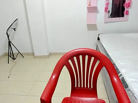 Snapshot of baby_rose03 chatting on 12-17-25, 06:36 baby rose03 online show from 12-17-25, 06:36