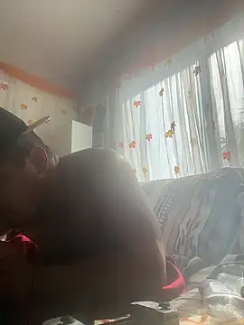 Snapshot of GirThyDock chatting on 11-03-25, 06:53 GirThyDock online show from 11-03-25, 06:53