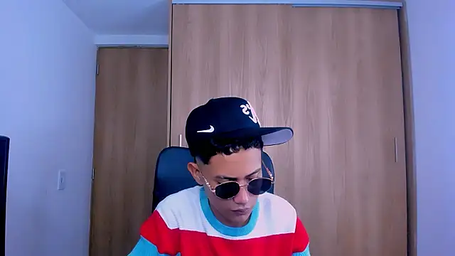 Toy boy777 online show from 02-19-26, 09:22