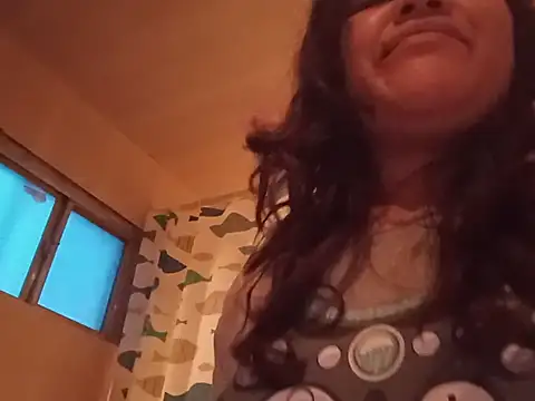 Snapshot of Kitty_WetXxX chatting on 07-01-26, 01:18 Kitty WetXxX online show from 07-01-26, 01:18