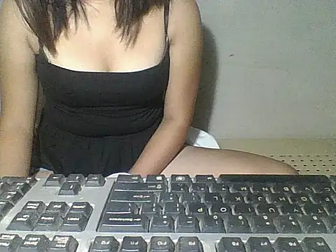 Snapshot of Skinny_PinayGirljust18 chatting on 04-18-26, 08:20 Skinny PinayGirljust18 online show from 04-18-26, 08:20