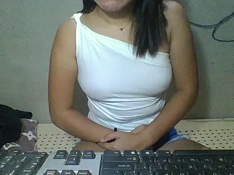Snapshot of Skinny_PinayGirljust18 chatting on 05-18-26, 08:03 Skinny PinayGirljust18 online show from 05-18-26, 08:03