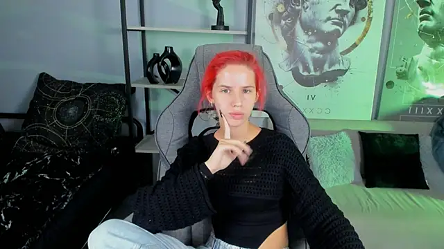 Snapshot of NitaNihil chatting on 10-03-25, 07:11 NitaNihil online show from 10-03-25, 07:11