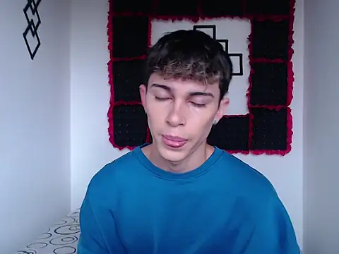 Snapshot of john_vichenso chatting on 02-13-26, 01:07 john vichenso online show from 02-13-26, 01:07