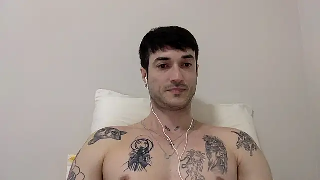 Snapshot of Fubinha chatting on 12-04-25, 07:44 Fubinha online show from 12-04-25, 07:44