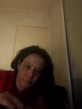 Snapshot of zeousseelphie chatting on 04-28-26, 02:27 zeousseelphie online show from 04-28-26, 02:27