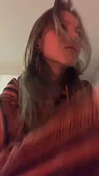 Snapshot of VesnaCrystal chatting on 02-28-26, 11:39 VesnaCrystal online show from 02-28-26, 11:39