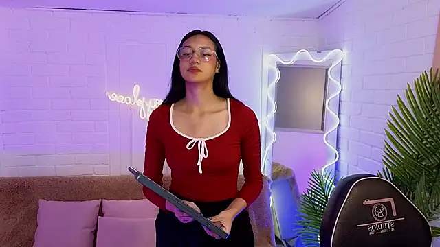 artemiss tay online show from 09-19-25, 07:14