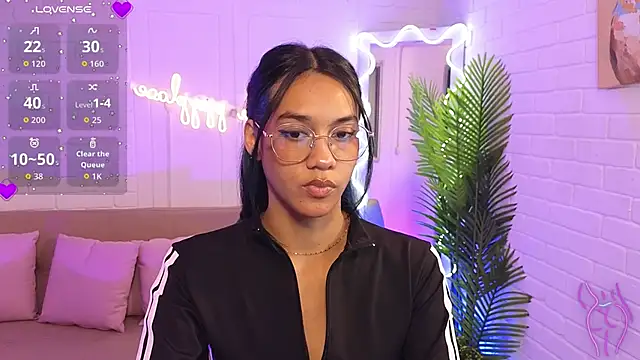 artemiss tay online show from 10-13-25, 07:14