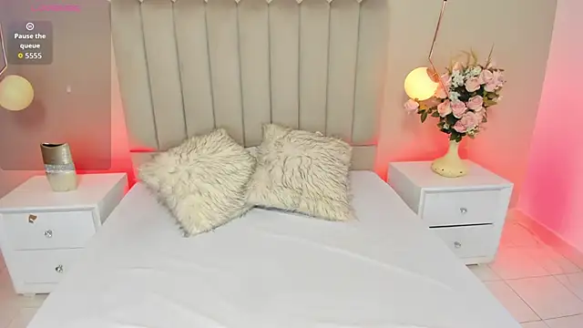 Snapshot of Dani_rosse_ chatting on 11-08-25, 12:49 Dani rosse online show from 11-08-25, 12:49