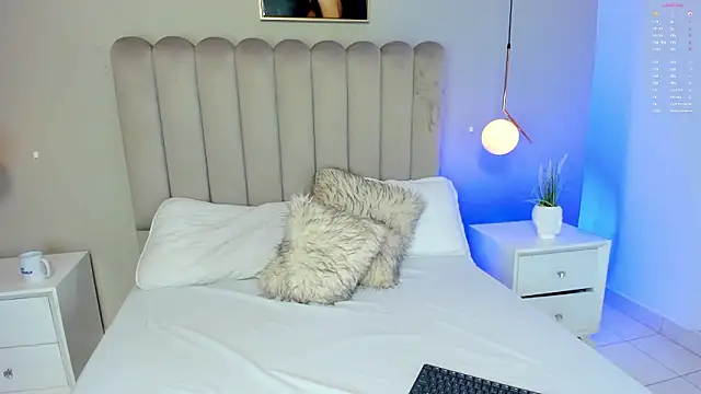 Snapshot of Dani_rosse_ chatting on 02-03-26, 12:54 Dani rosse online show from 02-03-26, 12:54