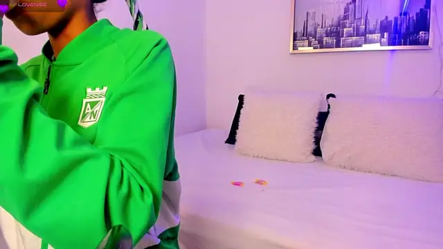 sarah ashbourne online show from 10-02-25, 01:18