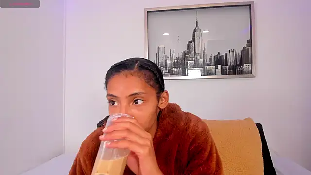 sarah ashbourne online show from 11-17-25, 01:50