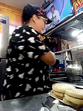 Lady 16 online show from 09-15-25, 06:19