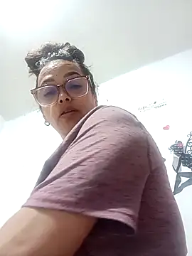 Lady 16 online show from 09-20-25, 11:33