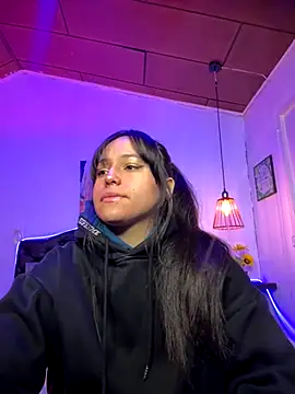 Snapshot of Eymmy_24 chatting on 10-16-25, 02:56 Eymmy 24 online show from 10-16-25, 02:56