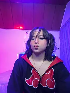 Snapshot of Eymmy_24 chatting on 11-16-25, 12:49 Eymmy 24 online show from 11-16-25, 12:49