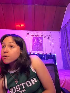 Snapshot of Eymmy_24 chatting on 11-27-25, 11:29 Eymmy 24 online show from 11-27-25, 11:29