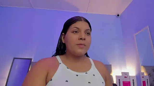 Snapshot of neferet_opal chatting on 11-06-25, 11:59 neferet opal online show from 11-06-25, 11:59