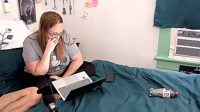 Snapshot of HisSweet269 chatting on 10-01-25, 08:37 HisSweet269 online show from 10-01-25, 08:37