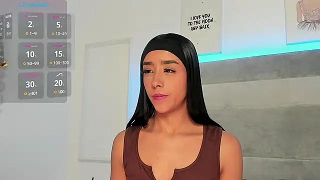 Aleja ruizz online show from 09-30-25, 05:23