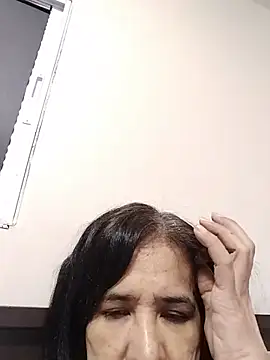 Prettysweetmum online show from 06-22-26, 08:11
