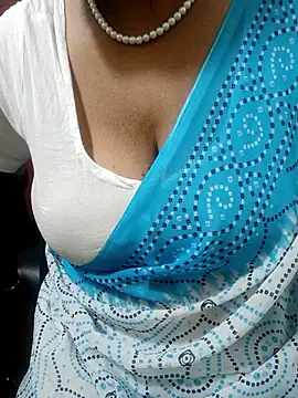 Snapshot of tami_lavanya chatting on 09-08-25, 05:12 tami lavanya online show from 09-08-25, 05:12
