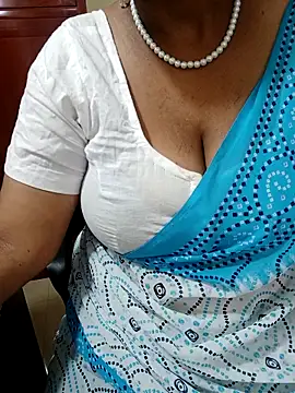 Snapshot of tami_lavanya chatting on 09-22-25, 04:36 tami lavanya online show from 09-22-25, 04:36