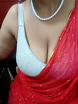 Snapshot of tami_lavanya chatting on 09-28-25, 10:09 tami lavanya online show from 09-28-25, 10:09