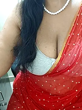 Snapshot of tami_lavanya chatting on 10-18-25, 04:26 tami lavanya online show from 10-18-25, 04:26