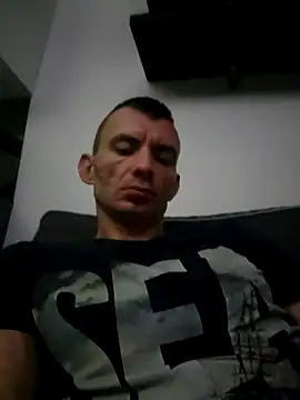 Mlody2787 online show from 11-12-25, 04:24