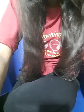 Aarti-kumri online show from 10-27-25, 12:42