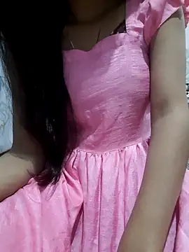 Aarti-kumri online show from 04-16-26, 04:41