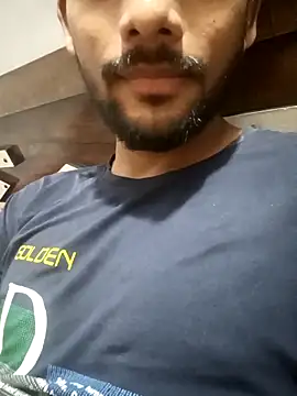 Snapshot of mayur_raaje chatting on 02-08-26, 05:16 mayur raaje online show from 02-08-26, 05:16