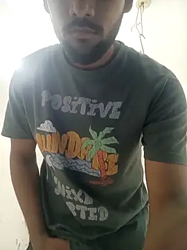 Snapshot of mayur_raaje chatting on 03-07-26, 08:17 mayur raaje online show from 03-07-26, 08:17